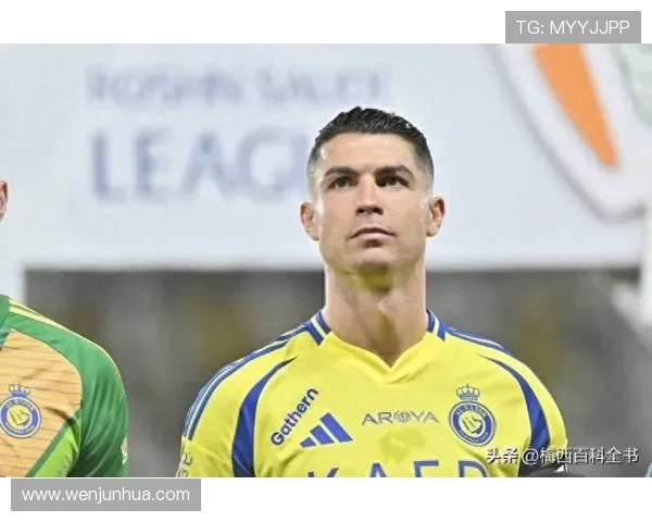 新月 CEO 直言 C 罗转会传闻荒谬:死敌核心加盟绝无可能(1) 新月 CEO 直言 C 罗转会传闻荒谬:死敌核心加盟绝无可能(1)